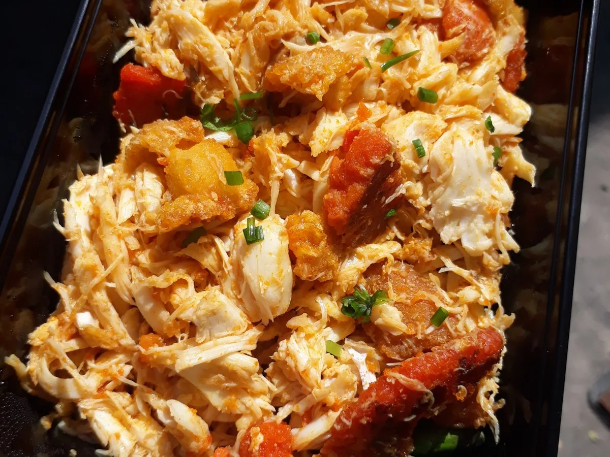 Thịt cua + gạch son