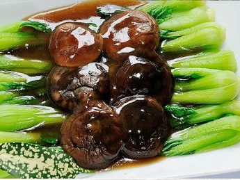 Cải thìa xào nấm đông cô