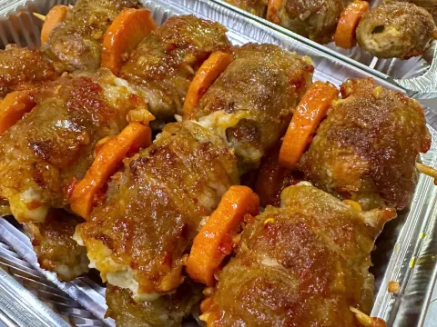 Ba chỉ bò cuộn cá hồi phô mai nướng
